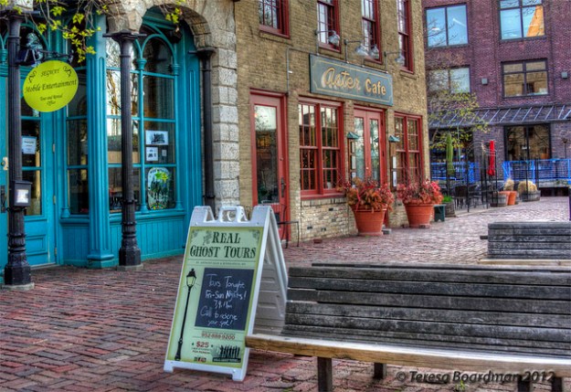 7170472596_2fb91c4db8_z